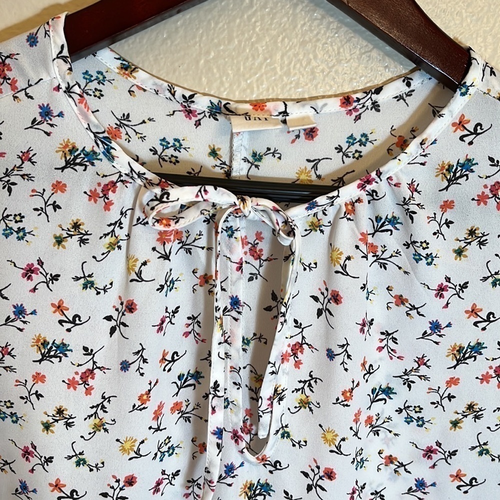 Gap Floral Ruffle Sleeve Office Blouse - Picture 8 of 10
